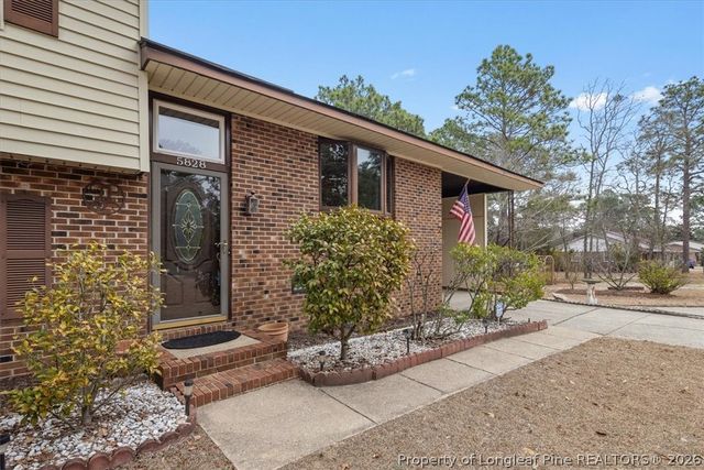 5828 Fairway Drive, Hope Mills, NC 28348