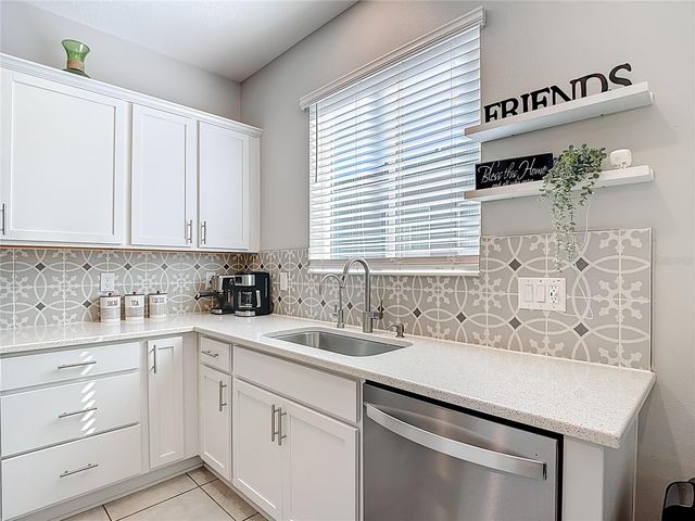 9526 CLARKWILD PLACE, Seffner, FL 33584