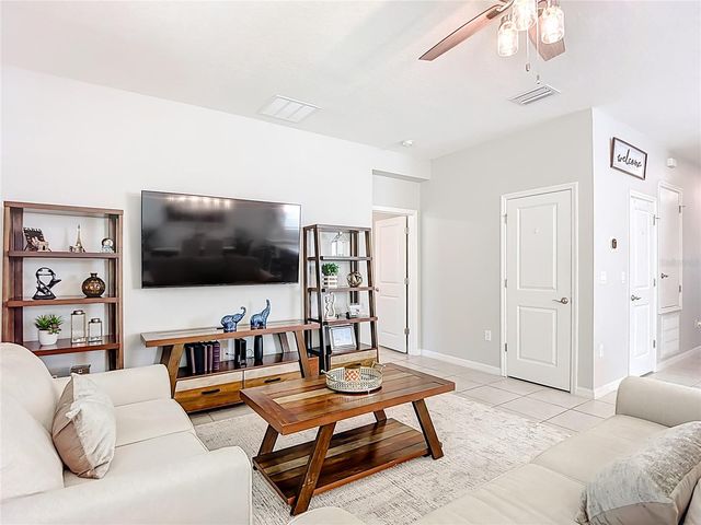 9526 CLARKWILD PLACE, Seffner, FL 33584