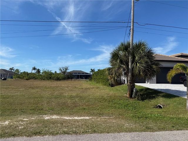 3034 SW 24th AVE, Cape Coral, FL 33914