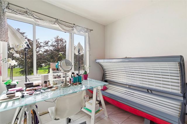 4595 CHANCELLOR STREET NE 227, St Petersburg, FL 33703