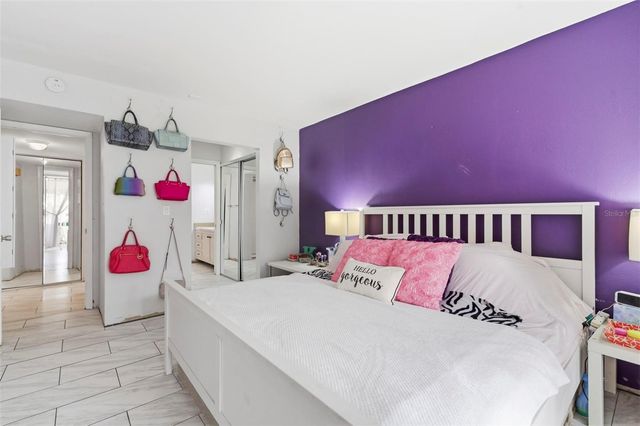 4595 CHANCELLOR STREET NE 227, St Petersburg, FL 33703