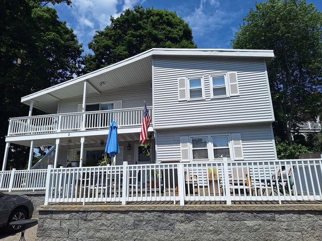 2 Filias Cir B, Manchester, MA 01944