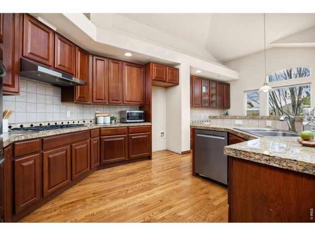 1513 Cannon Mountain Dr, Longmont, CO 80503