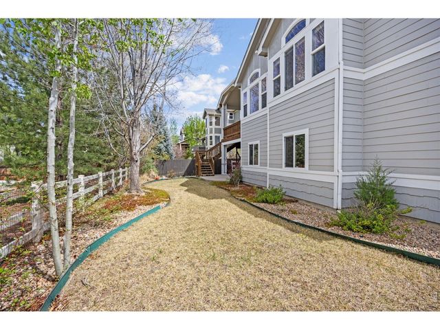 1513 Cannon Mountain Dr, Longmont, CO 80503