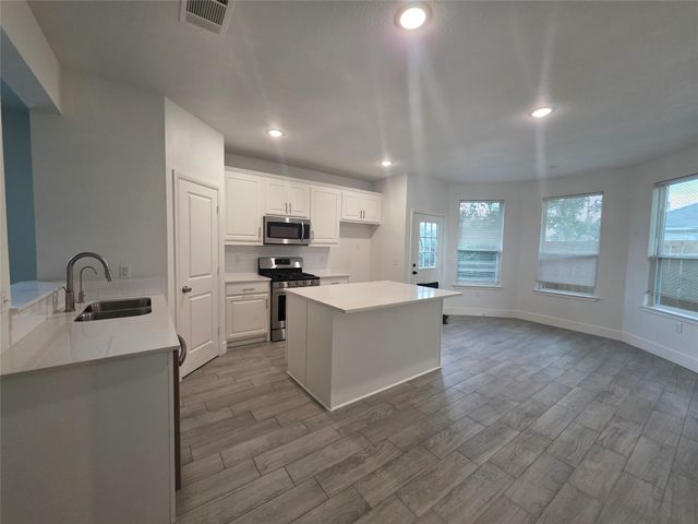 2719 Frazier Street, Dallas, TX 75210