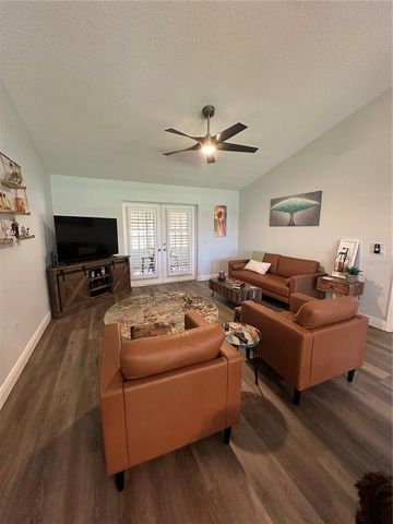 417 ANDERSON DRIVE, Tavares, FL 32778