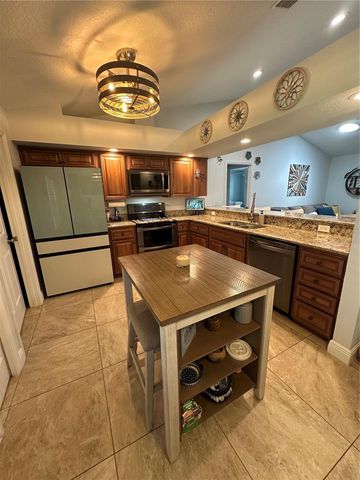 417 ANDERSON DRIVE, Tavares, FL 32778