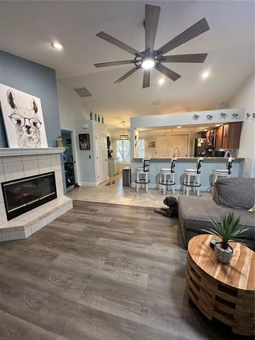 417 ANDERSON DRIVE, Tavares, FL 32778