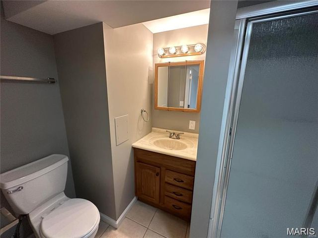 1652 Oliveto Lane, Hazelwood, MO 63042