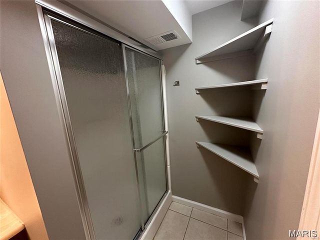 1652 Oliveto Lane, Hazelwood, MO 63042