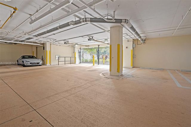 3055 NW 126th Ave 310, Sunrise, FL 33323