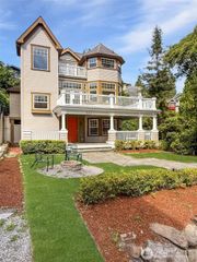 337 25th Avenue E, Seattle, WA 98112