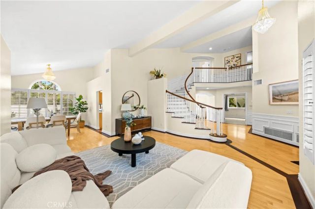 26822 Sommerset, Lake Forest, CA 92630