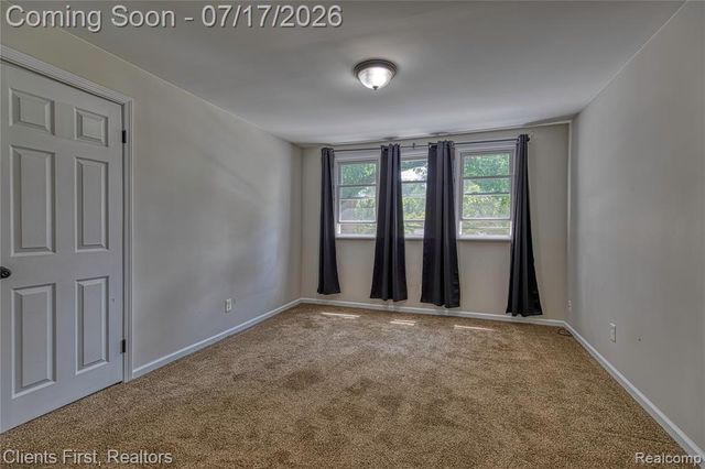 4258 Seeden Street, Waterford, MI 48329