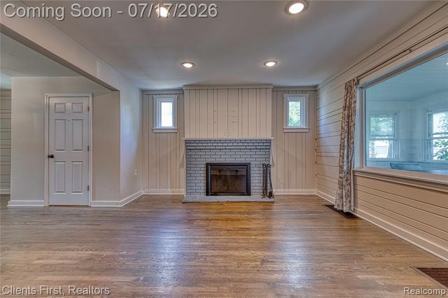 4258 Seeden Street, Waterford, MI 48329