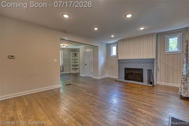 4258 Seeden Street, Waterford, MI 48329