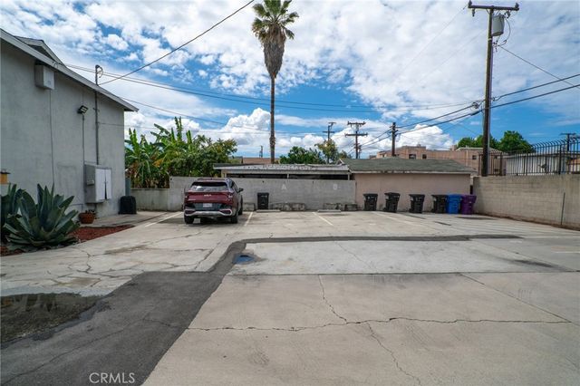 6641 Hammond Avenue, Long Beach, CA 90805