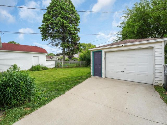 413 Chicago STREET, Racine, WI 53405