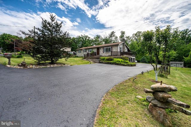 417 MOHAVE DR, Auburn, PA 17922