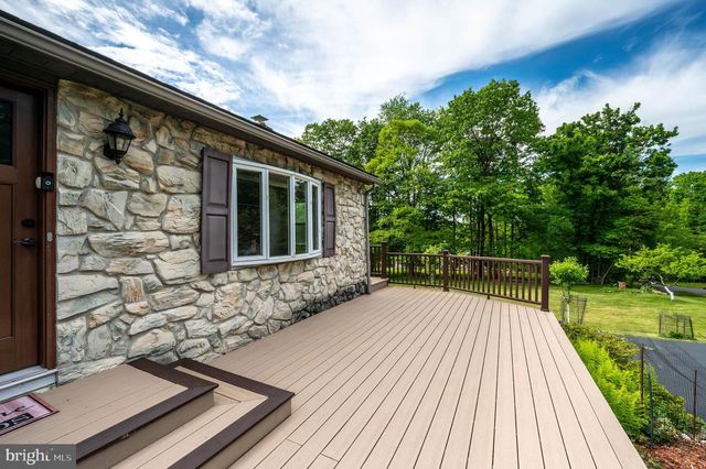 417 MOHAVE DR, Auburn, PA 17922