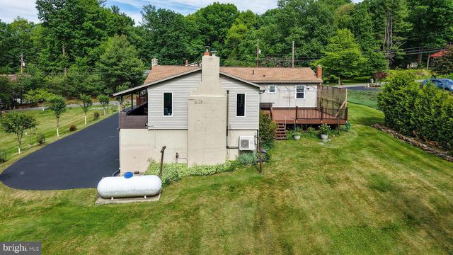 417 MOHAVE DR, Auburn, PA 17922