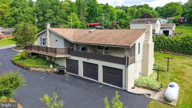 417 MOHAVE DR, Auburn, PA 17922