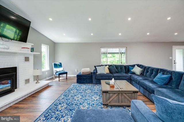 417 MOHAVE DR, Auburn, PA 17922
