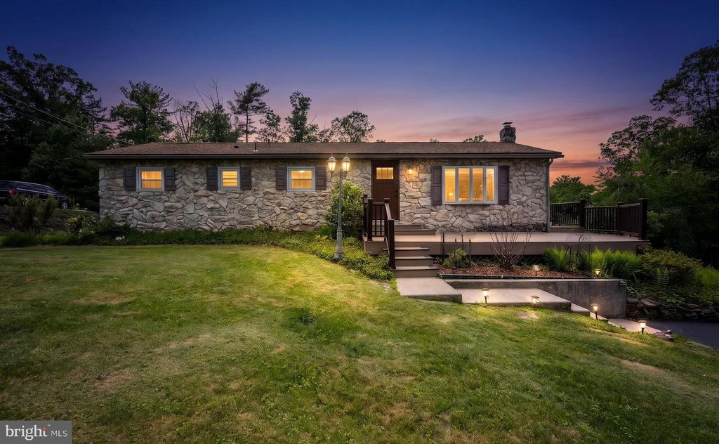 417 MOHAVE DR, Auburn, PA 17922