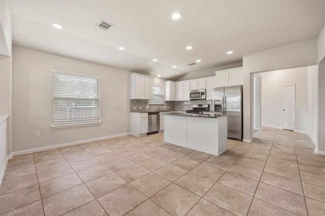 645 Cortona LN, Georgetown, TX 78628