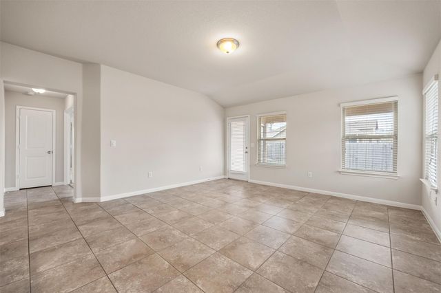 645 Cortona LN, Georgetown, TX 78628