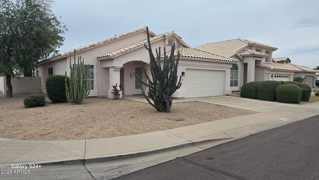 1101 W Monte Cristo Avenue, Phoenix, AZ 85023 — exterior