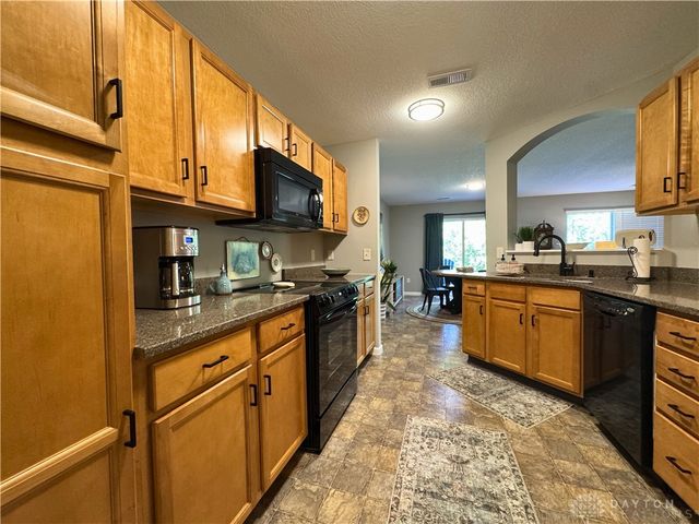 1317 Double Eagle Court, Turtlecreek Twp, OH 45036