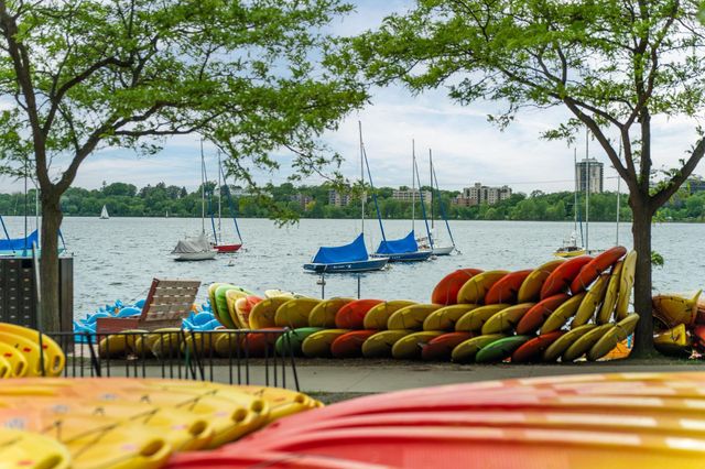 2881 Irving Avenue S 201, Minneapolis, MN 55408