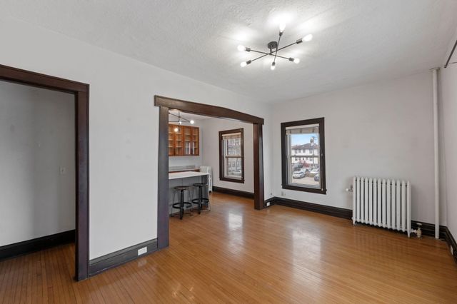 2881 Irving Avenue S 201, Minneapolis, MN 55408