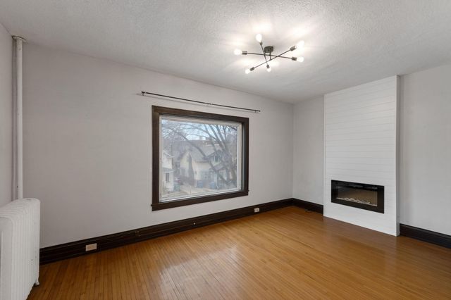 2881 Irving Avenue S 201, Minneapolis, MN 55408