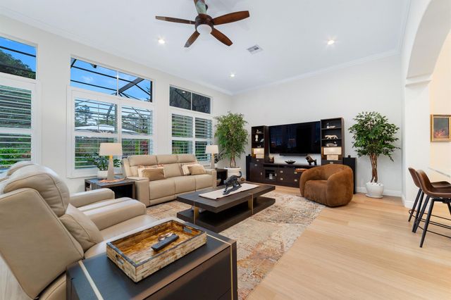 8403 Ironhorse Court, West Palm Beach, FL 33412