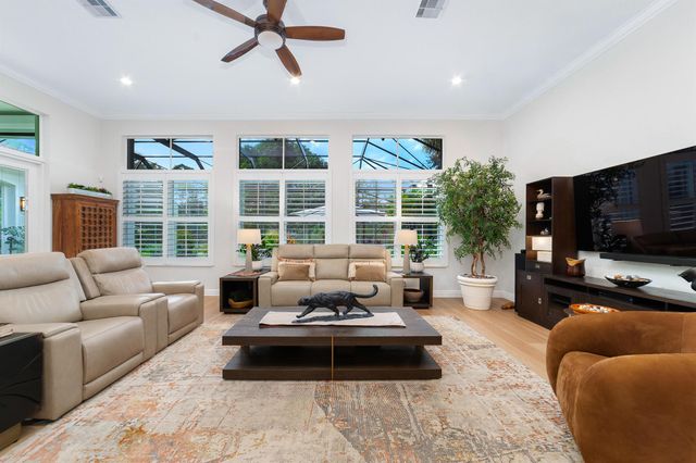 8403 Ironhorse Court, West Palm Beach, FL 33412