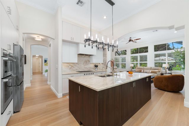 8403 Ironhorse Court, West Palm Beach, FL 33412