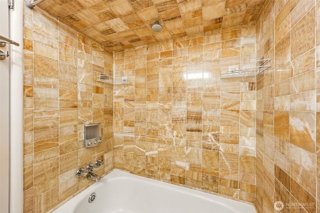 2207 E George Street, Tacoma, WA 98404