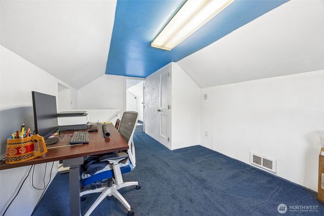 2207 E George Street, Tacoma, WA 98404