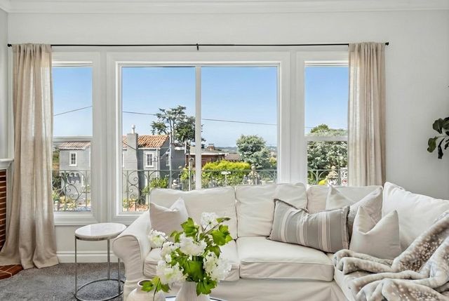 2 Westgate Dr, San Francisco, CA 94127