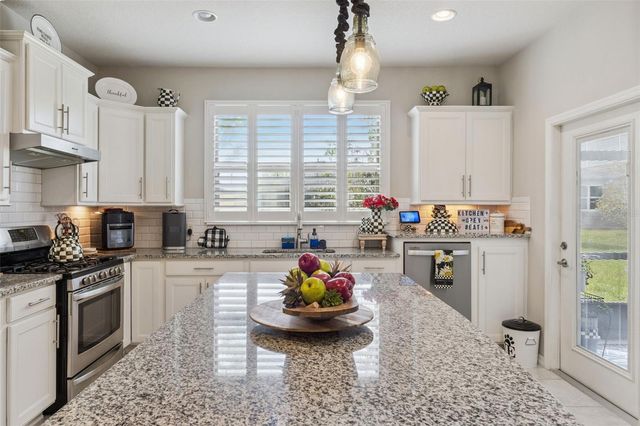 545 CANTABRIA DRIVE, Davenport, FL 33837