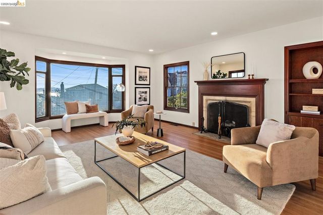 141 141 Saint Albans Rd, Kensington, CA 94708