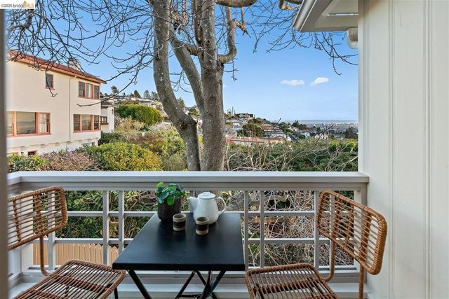 141 141 Saint Albans Rd, Kensington, CA 94708