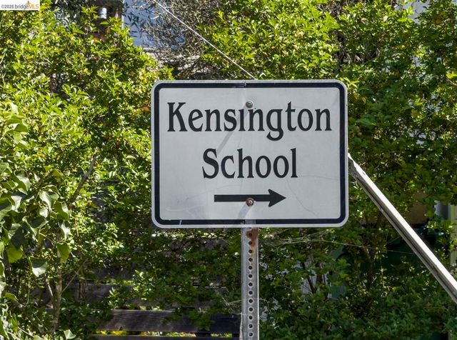 141 141 Saint Albans Rd, Kensington, CA 94708