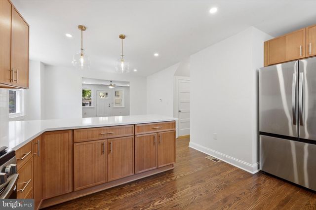 252 W GREENWOOD AVE, Lansdowne, PA 19050