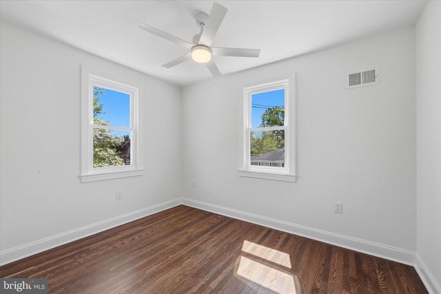 252 W GREENWOOD AVE, Lansdowne, PA 19050
