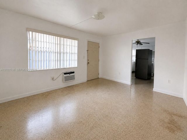 1426 SW 5th St 2, Miami, FL 33135