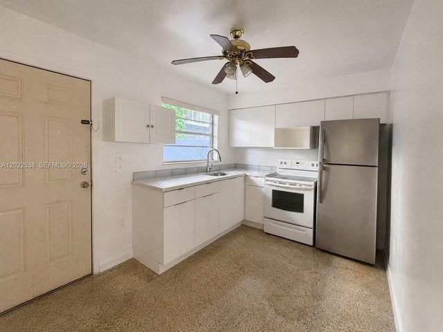 1426 SW 5th St 2, Miami, FL 33135